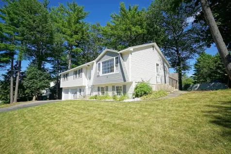 4 Candia Street Nashua NH 03063