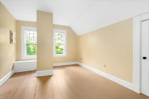 80 Court Street Exeter NH 03833