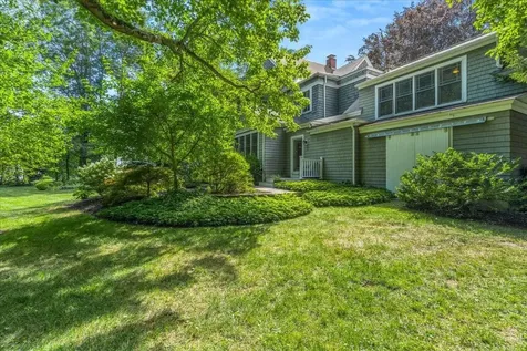 80 Court Street Exeter NH 03833