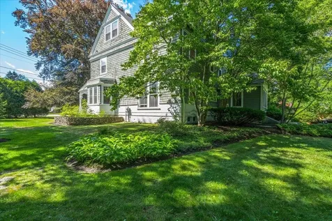 80 Court Street Exeter NH 03833