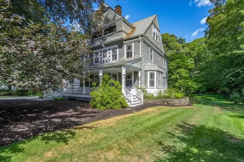 80 Court Street Exeter NH 03833
