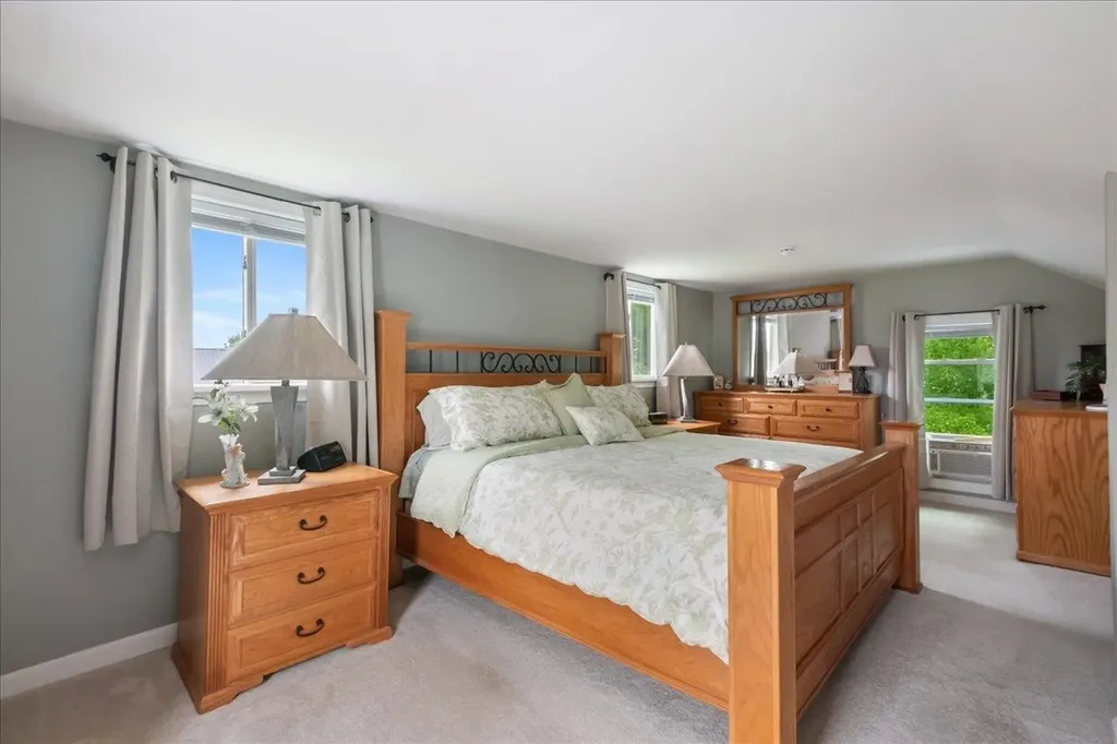 16 4th Street Swanton VT 05488-1233