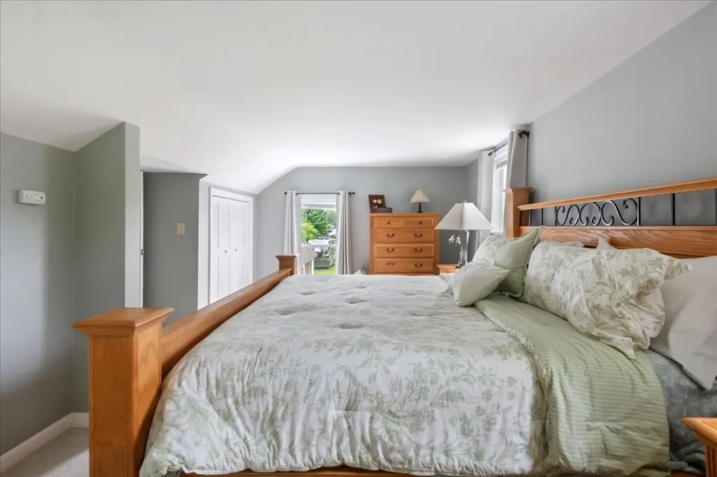 16 4th Street Swanton VT 05488-1233