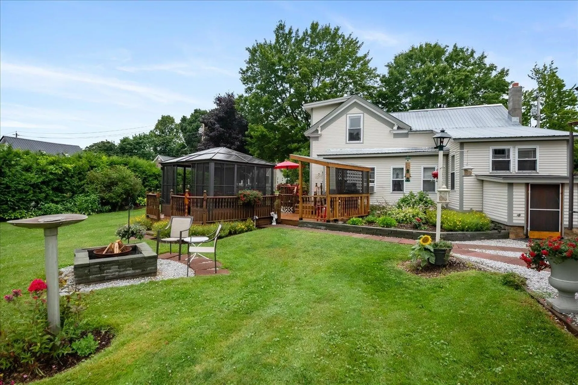 16 4th Street Swanton VT 05488-1233