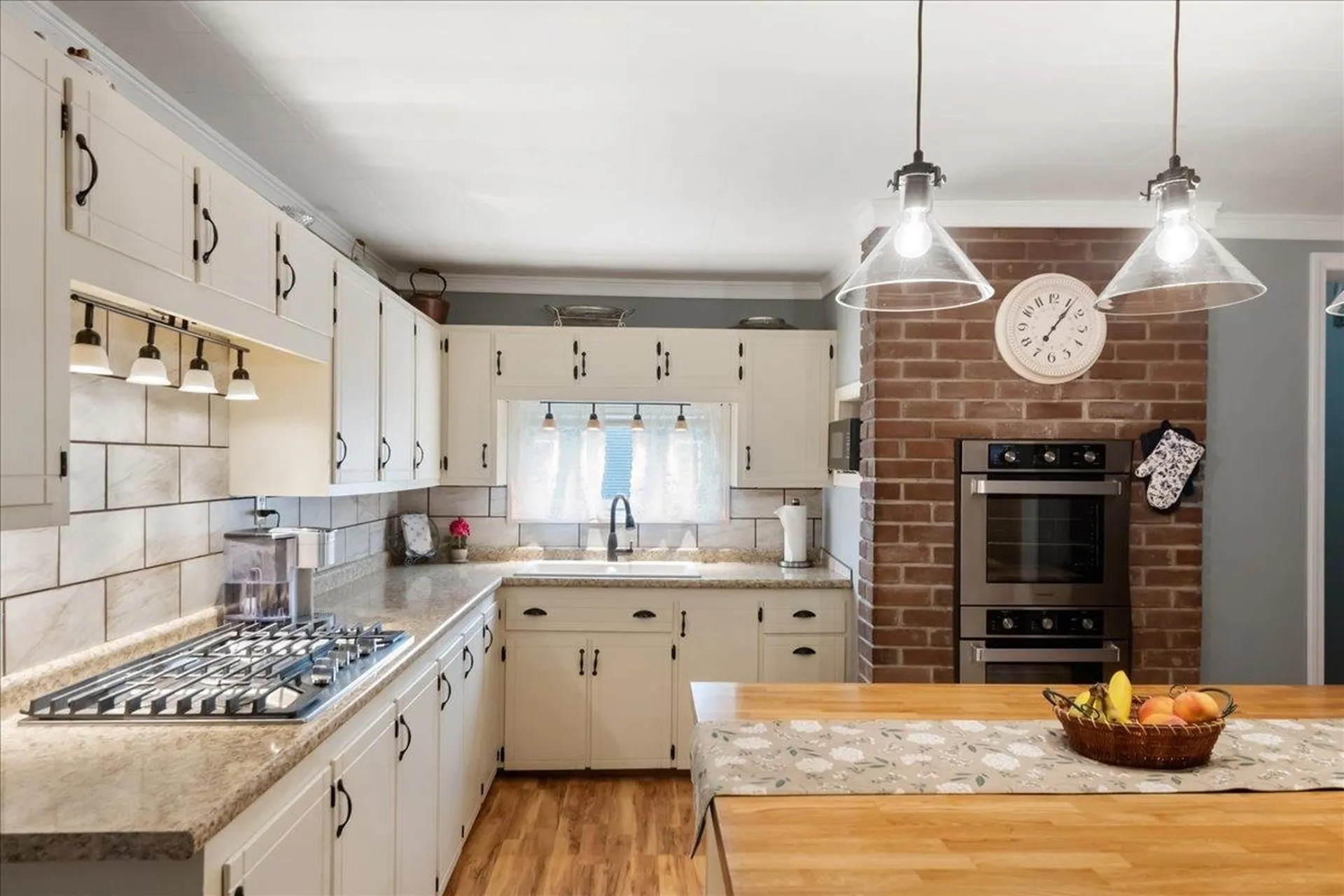 16 4th Street Swanton VT 05488-1233