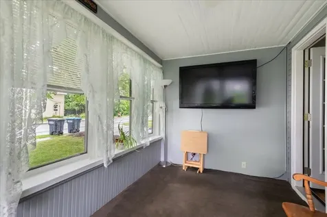 16 4th Street Swanton VT 05488-1233