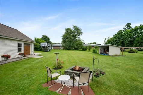 16 4th Street Swanton VT 05488-1233