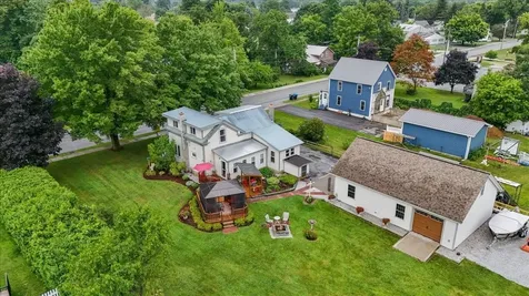 16 4th Street Swanton VT 05488-1233