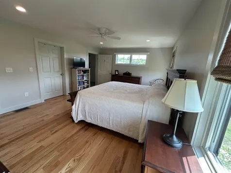 32 Apple Way Epping NH 03042