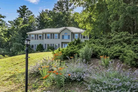 9 Holstein Drive Pelham NH 03076