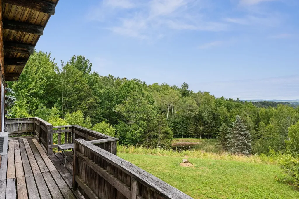 691 Dartt Hill Road Bethel VT 05032