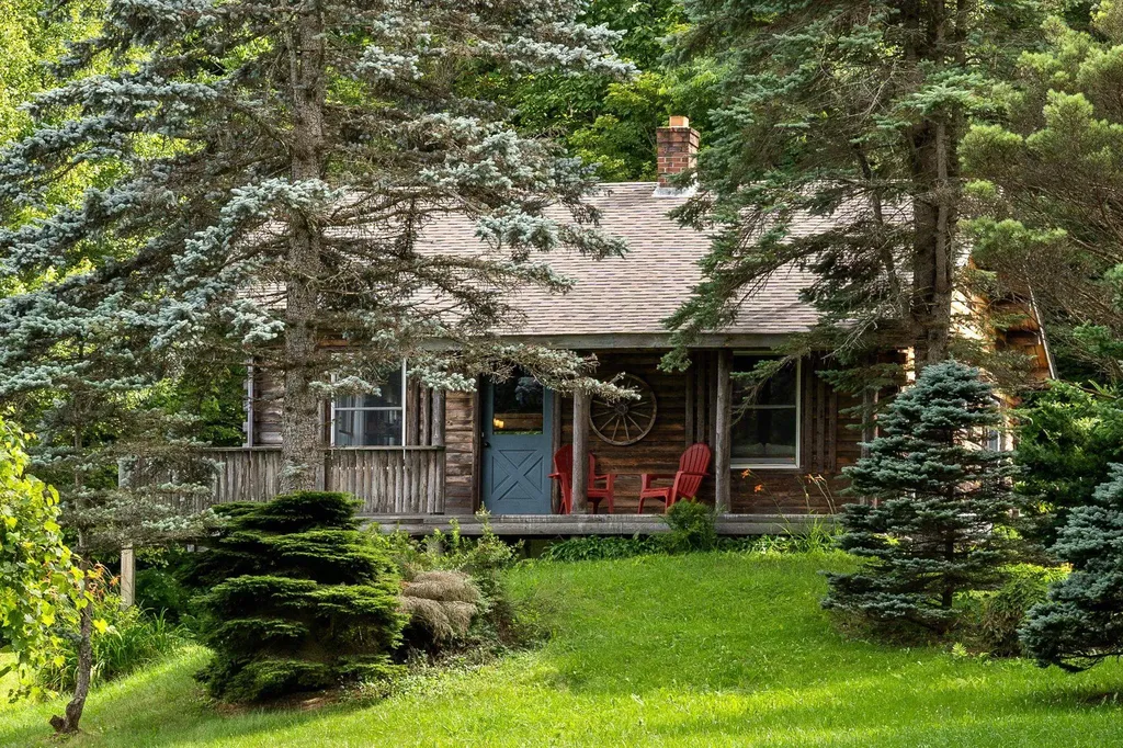 691 Dartt Hill Road Bethel VT 05032