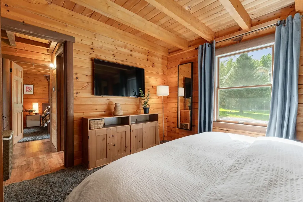 691 Dartt Hill Road Bethel VT 05032