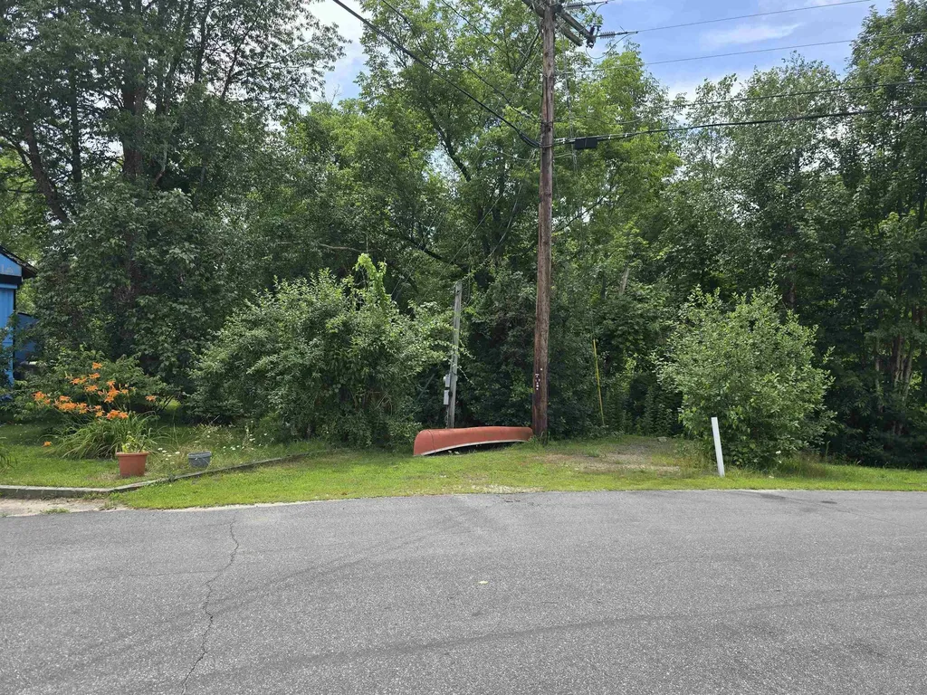 17 Putnam Road Newport NH 03773