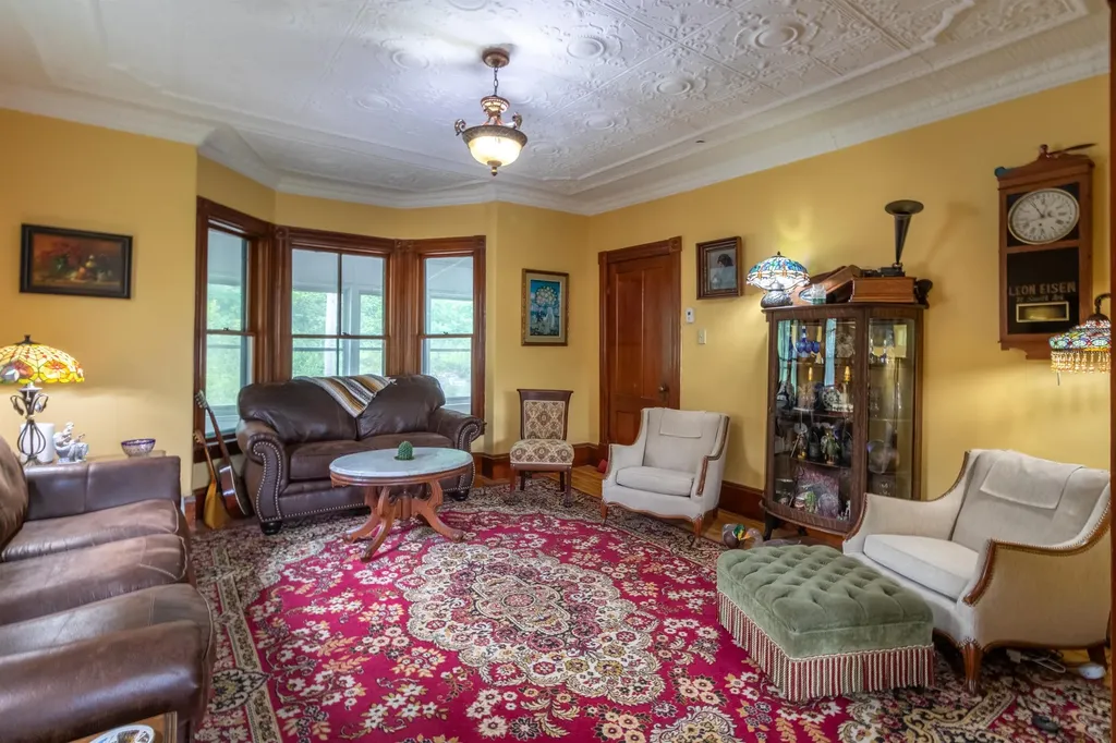 92 Derby Street Brighton VT 05846