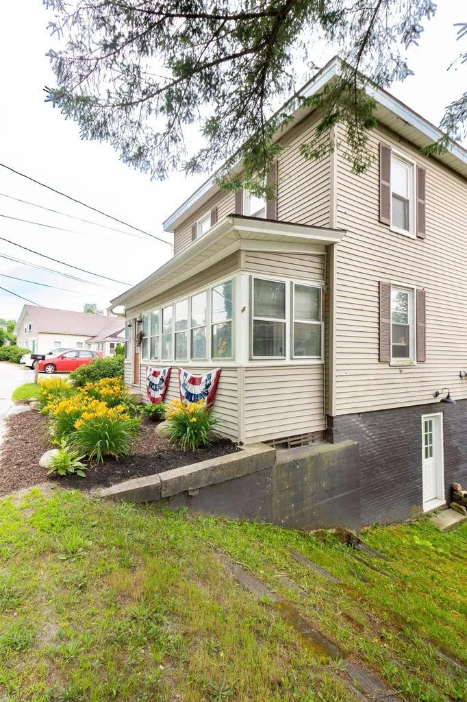 92 Derby Street Brighton VT 05846