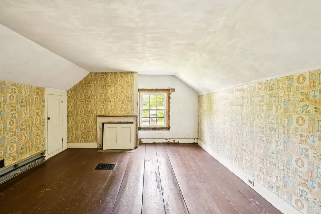 314 Vt Route 110 Tunbridge VT 05077