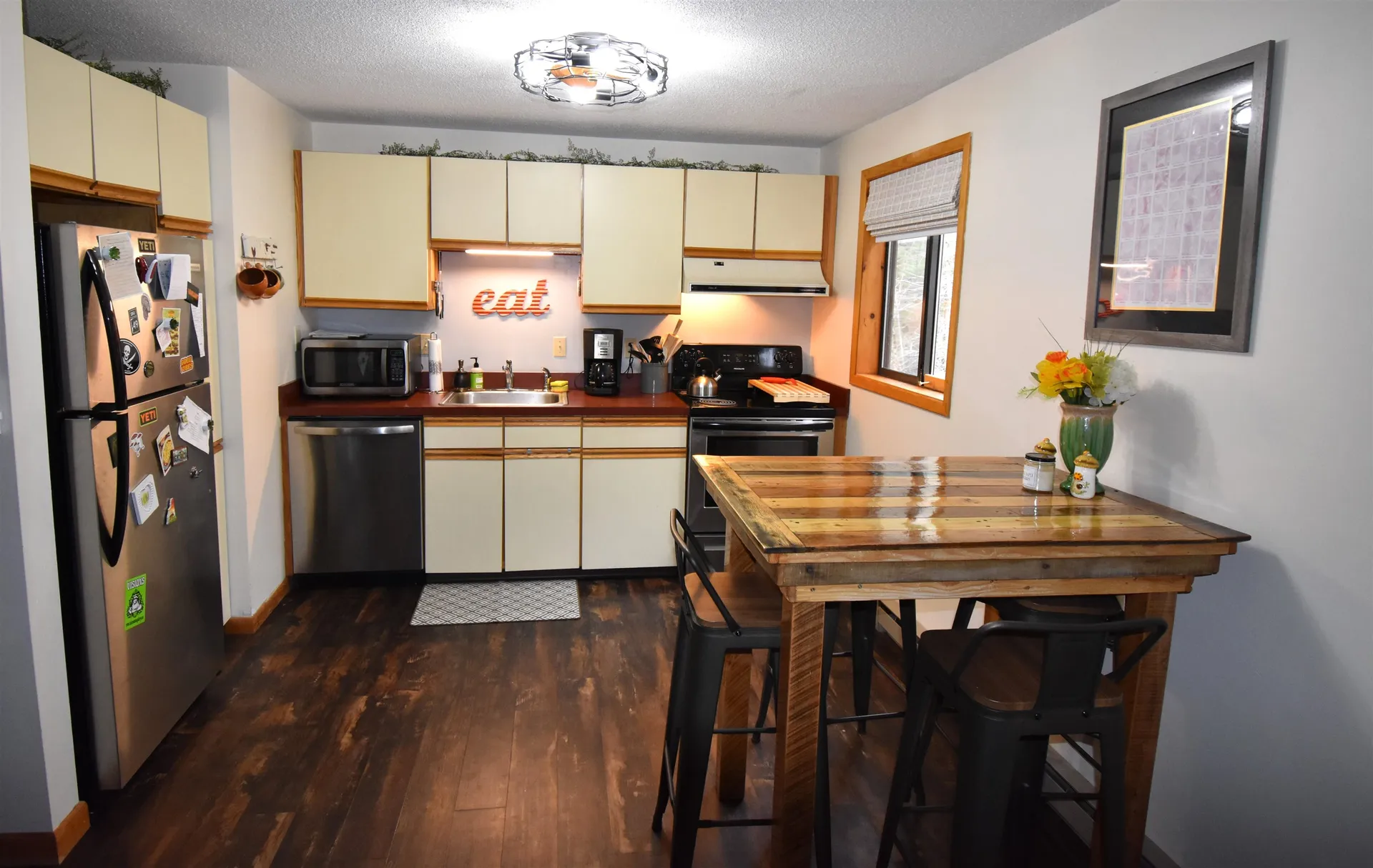 8 Streamside Road Campton NH 03223