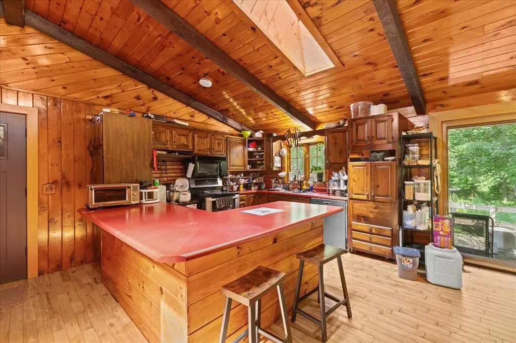 14 Hog Island Road Swanton VT 05488