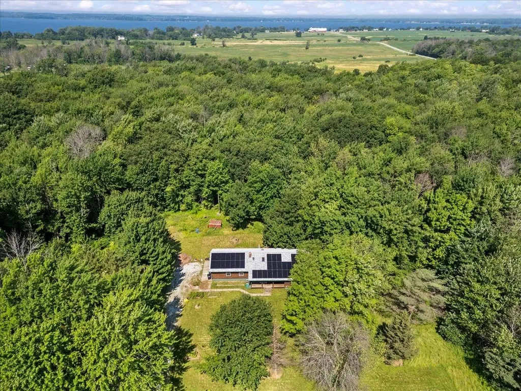 14 Hog Island Road Swanton VT 05488