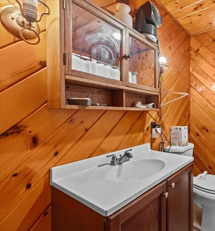 14 Hog Island Road Swanton VT 05488