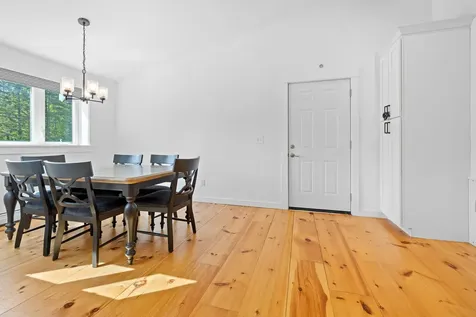 190 Vt Route 11 Peru VT 05152