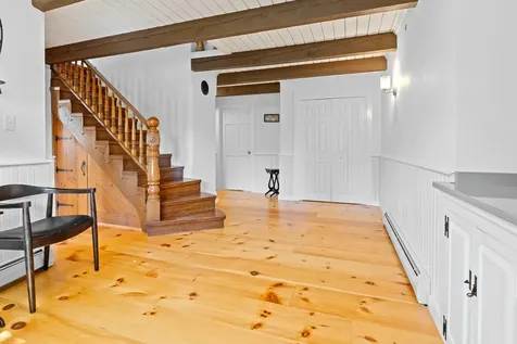 190 Vt Route 11 Peru VT 05152