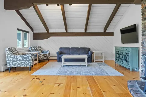 190 Vt Route 11 Peru VT 05152