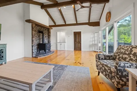 190 Vt Route 11 Peru VT 05152