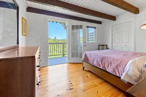 190 Vt Route 11 Peru VT 05152