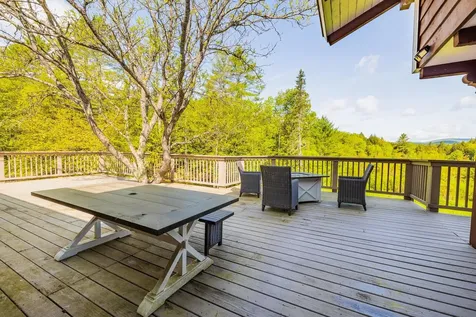 190 Vt Route 11 Peru VT 05152