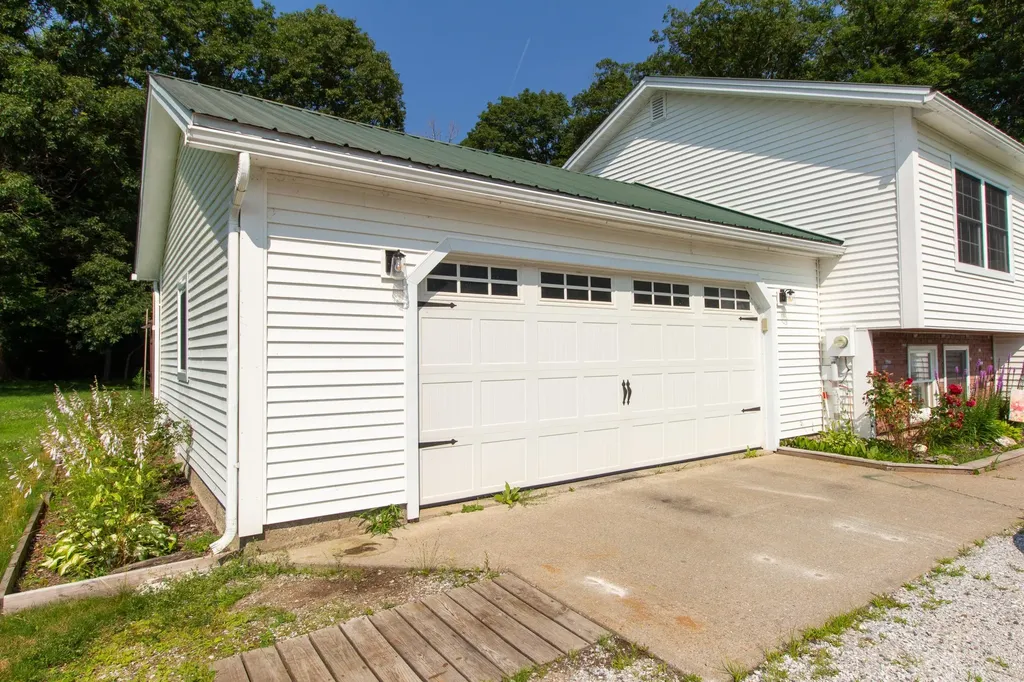 10 Miller Court Milton VT 05468