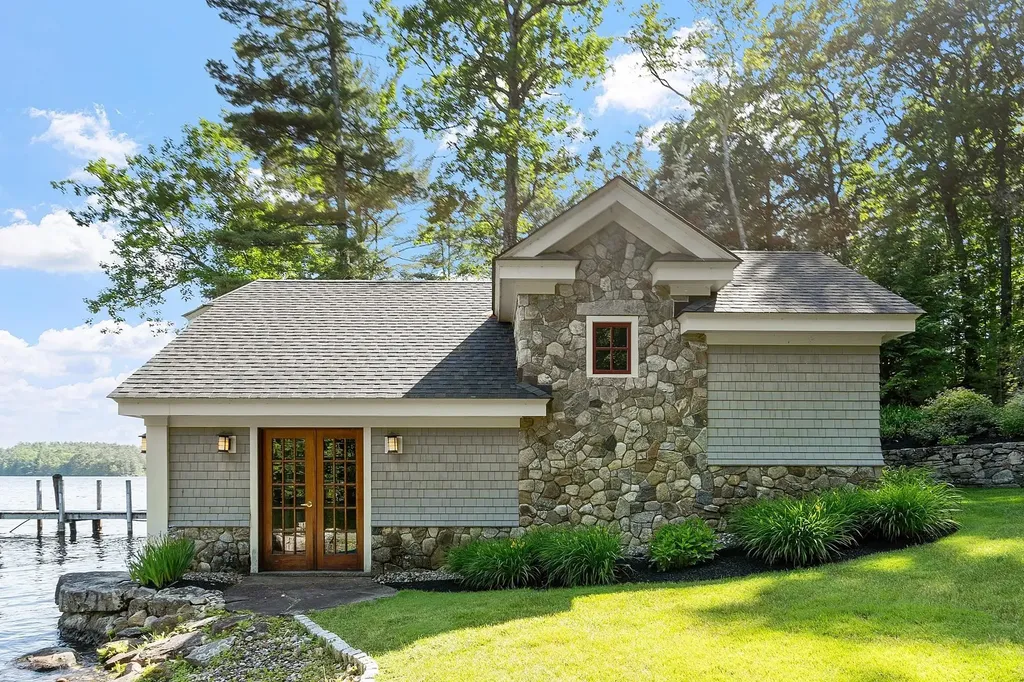 30 Leopard's Leap Road Meredith NH 03253