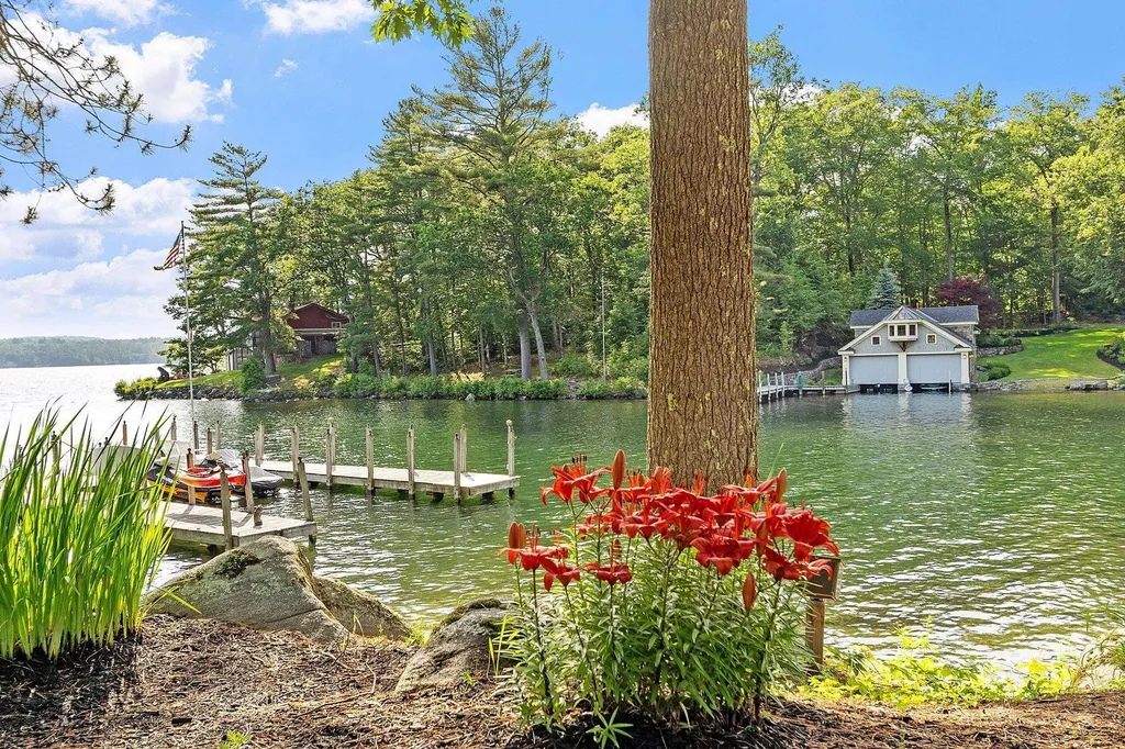 30 Leopard's Leap Road Meredith NH 03253