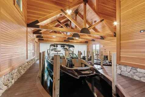 30 Leopard's Leap Road Meredith NH 03253