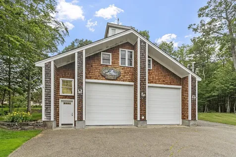 30 Leopard's Leap Road Meredith NH 03253