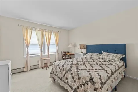 30 Eastman Farm Road Burlington VT 05408