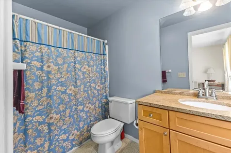 30 Eastman Farm Road Burlington VT 05408