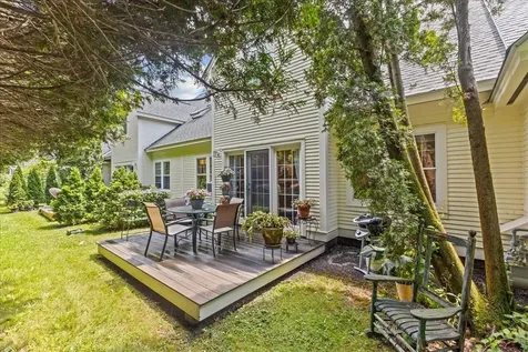 30 Eastman Farm Road Burlington VT 05408