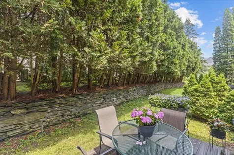 30 Eastman Farm Road Burlington VT 05408