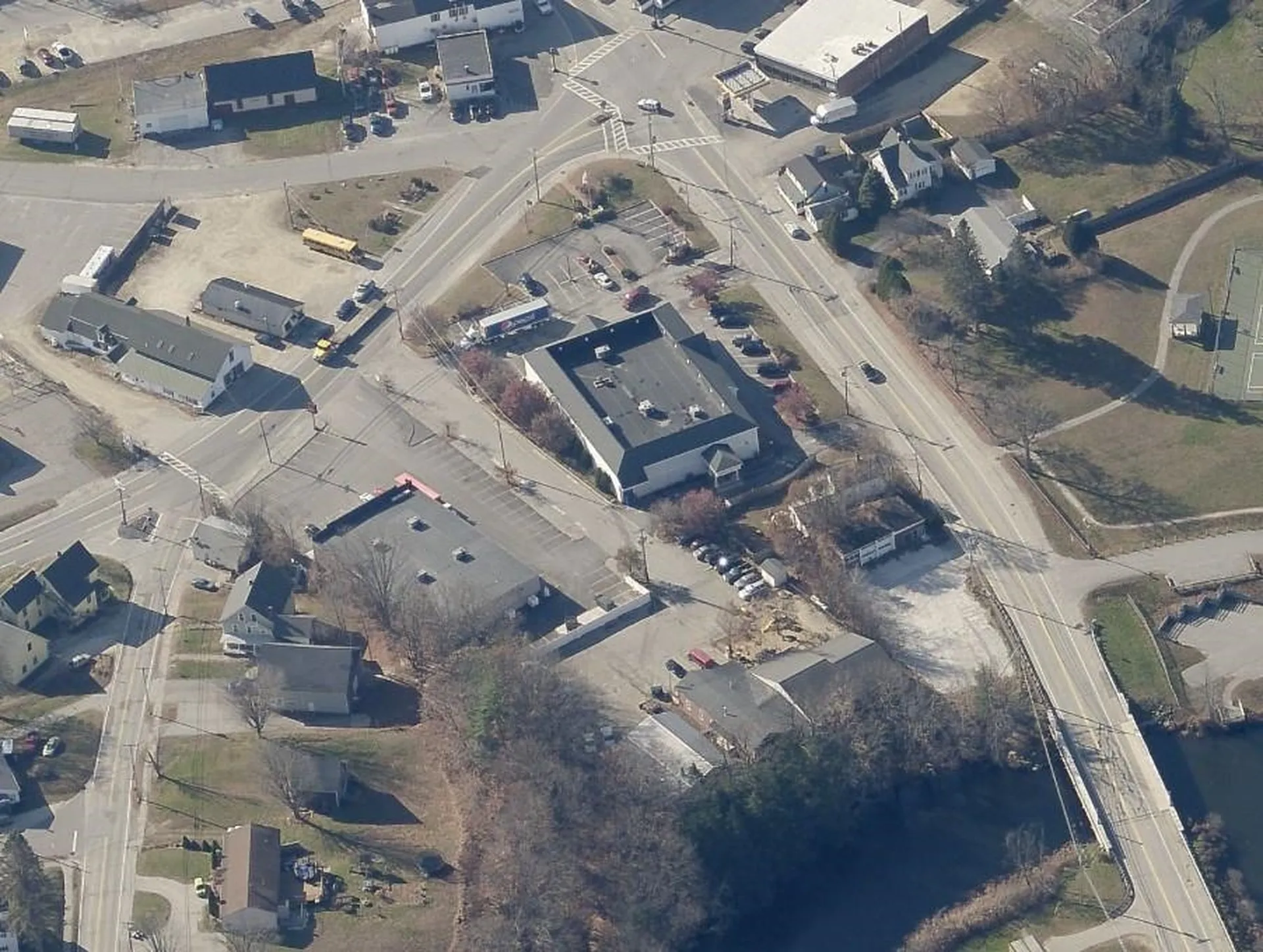 41 Carroll Street Pittsfield NH 03263