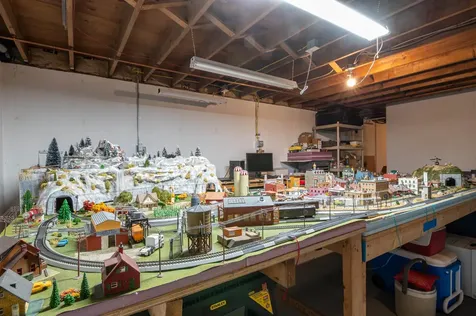 281 Evergreen Terrace Springfield VT 05156