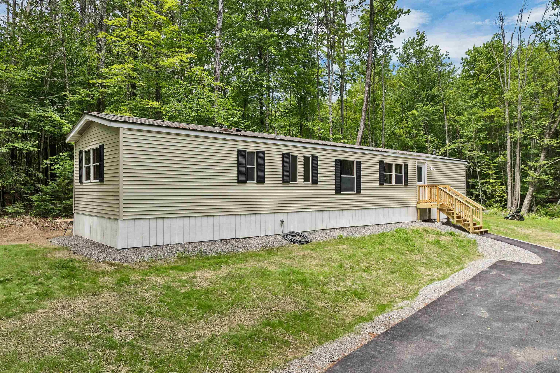 90 Jesus Valley Road Alton NH 03809