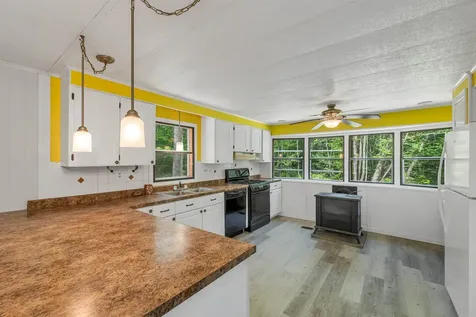 90 Jesus Valley Road Alton NH 03809