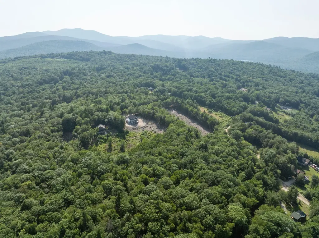 19 Passaconway Road Ossipee NH 03814