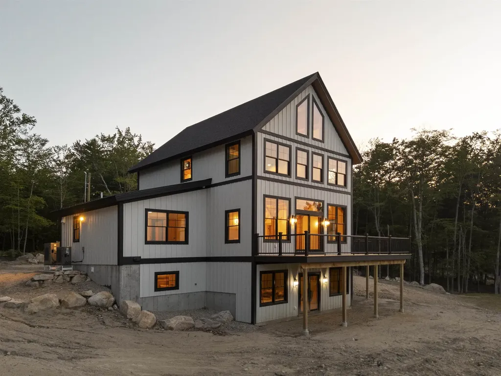 19 Passaconway Road Ossipee NH 03814