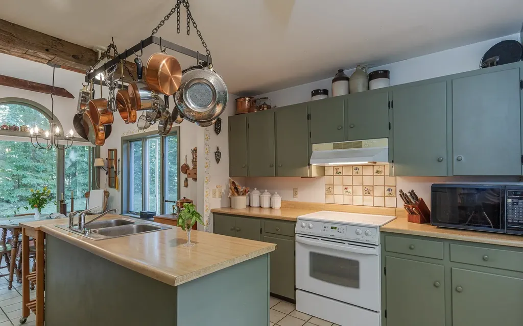 1104 Acworth Road Charlestown NH 03603