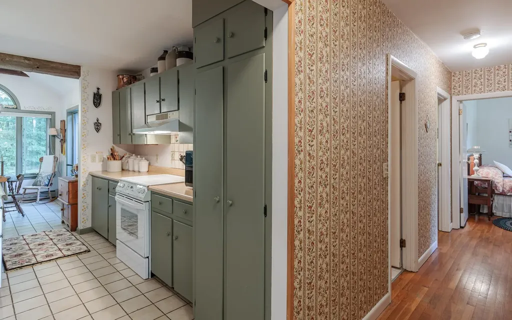 1104 Acworth Road Charlestown NH 03603