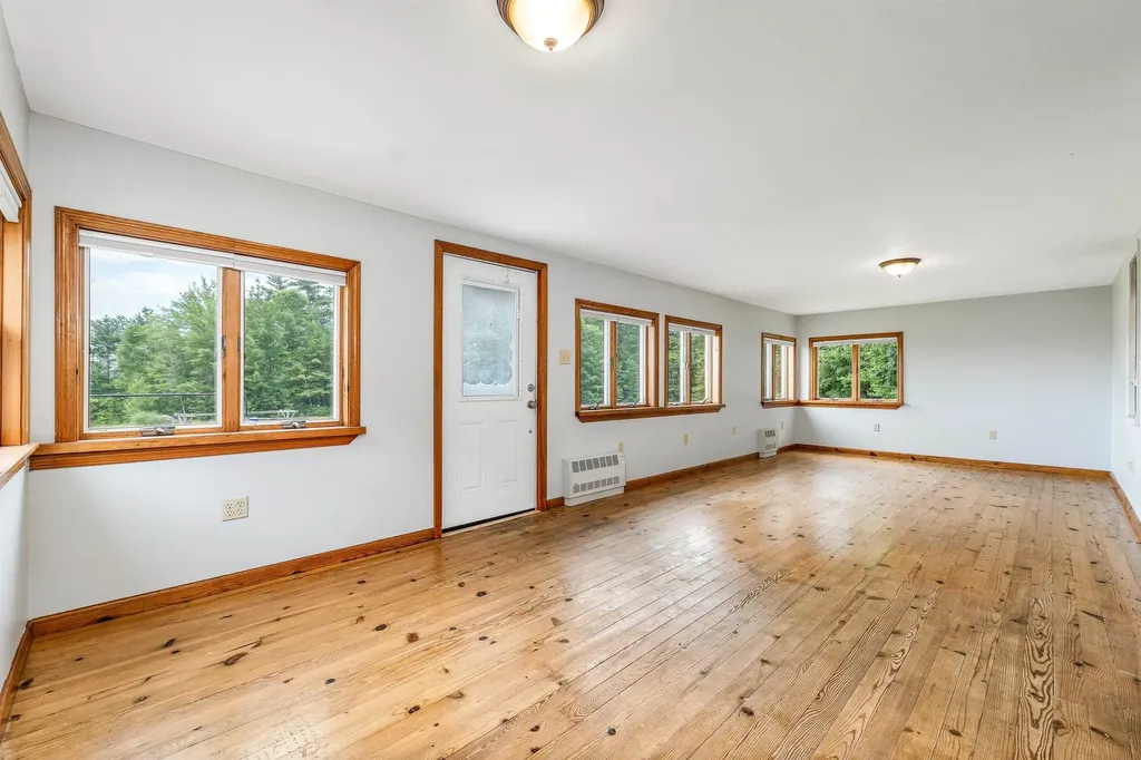 225 Simon Hill Road Effingham NH 03882