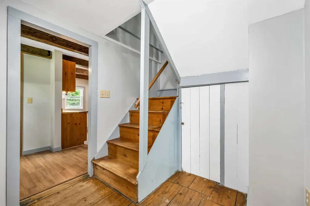 225 Simon Hill Road Effingham NH 03882